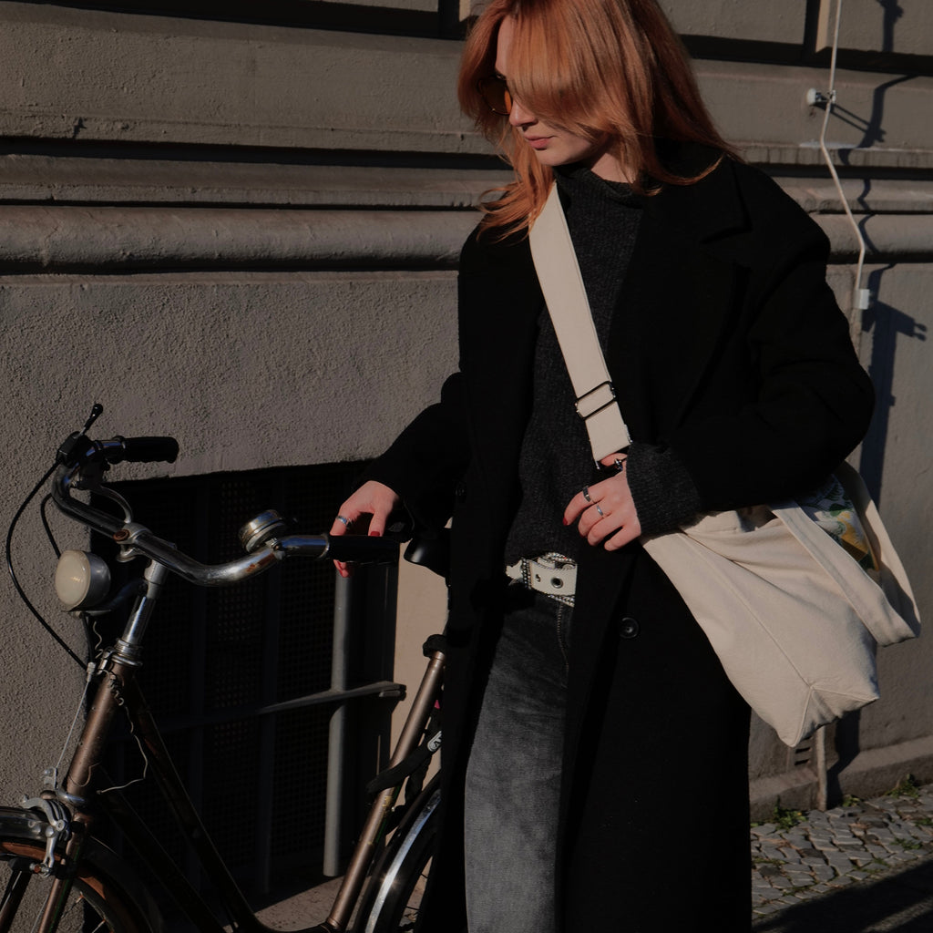 Lemó Cross Body Bag